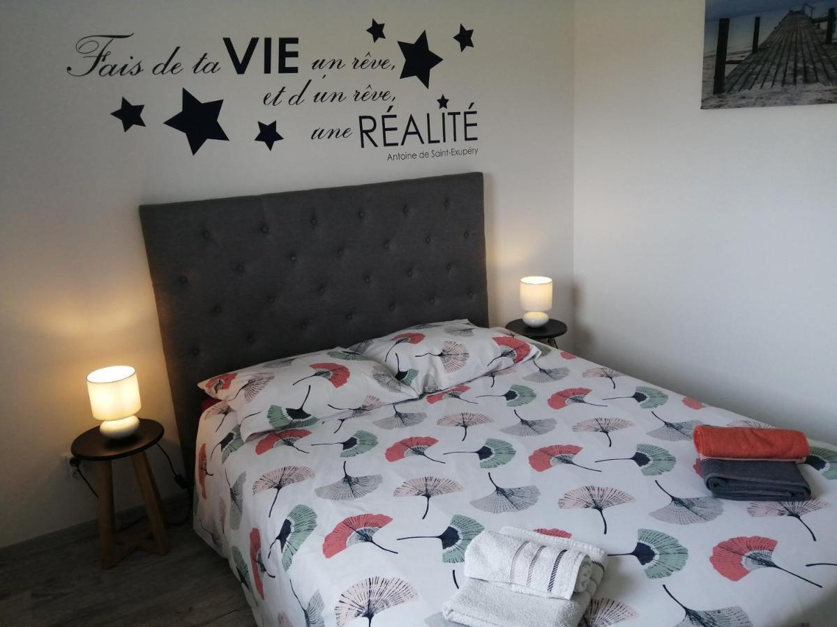 La Riviere Villa Pujols  ภายนอก รูปภาพ