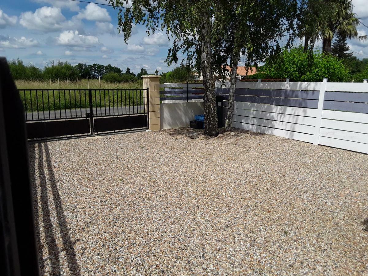 La Riviere Villa Pujols  ภายนอก รูปภาพ