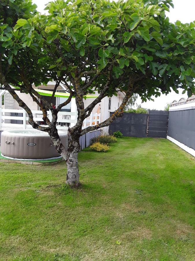 La Riviere Villa Pujols  ภายนอก รูปภาพ